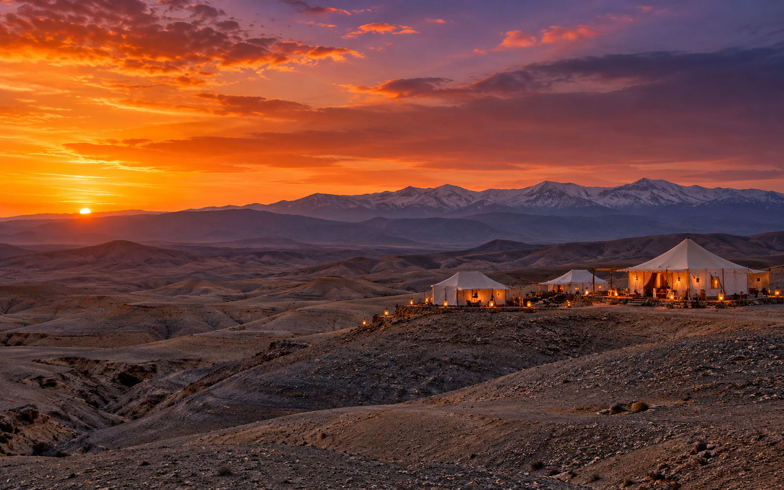Désert d'Agafay au coucher du soleil